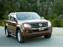 Фото Volkswagen Amarok 4-дв. 2.0 biTDI MT (2016) №10