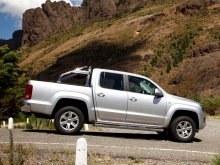 Фото Volkswagen Amarok 4-дв. 2.0 TDI MT (2016) №15