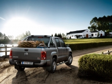 Фото Volkswagen Amarok 4-дв. 2.0 TDI MT №6